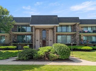 9122 S Pulaski Rd APT 2E, Oak Lawn, IL 60453