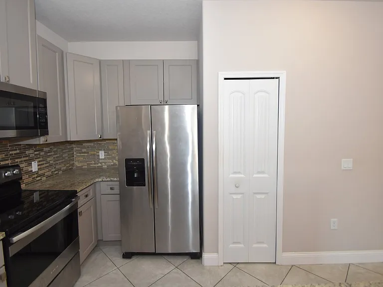 43 Lloyd Trl #A — Photo 10