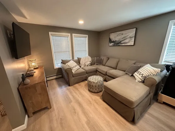 301 Portsmouth Ave, Seabrook, NH