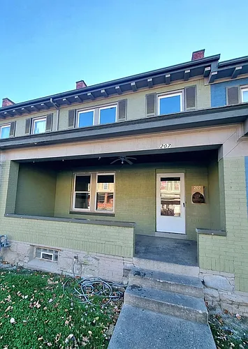 200-222 Laurel Ave Photo 1
