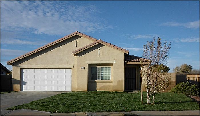 1st image of 551 Koufax Dr