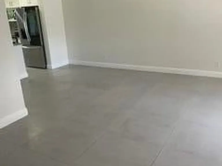 1660 W Golfview Dr — Photo 3