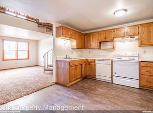 3901 E River Dr #28, Green Bay, WI 54301