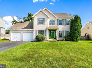 135 Barracuda Rd, Manahawkin, NJ 08050