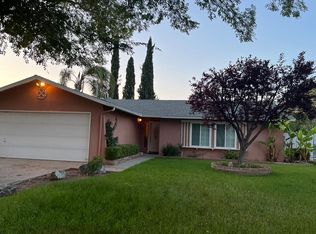 629 W Richert Ave, Clovis, CA 93612