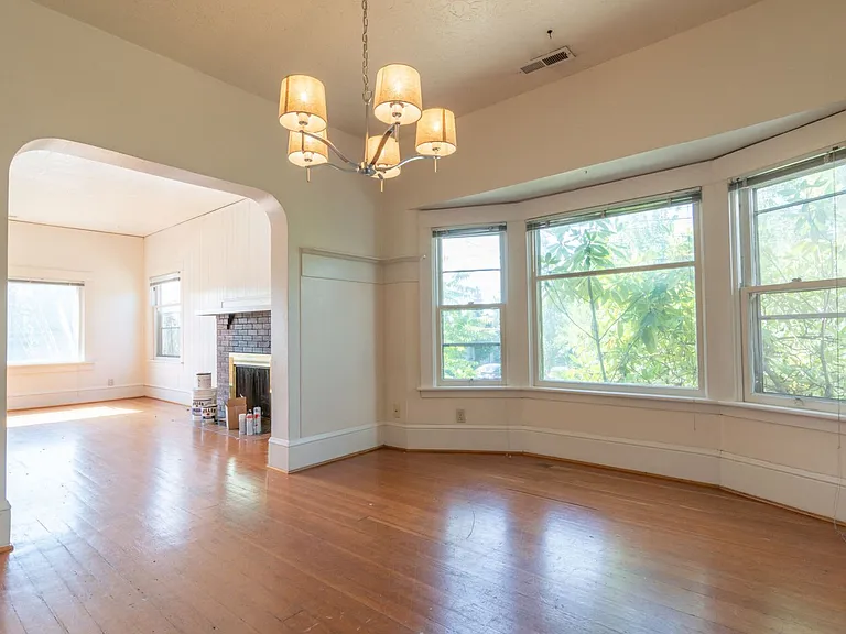 5534 N Missouri Ave — Photo 5