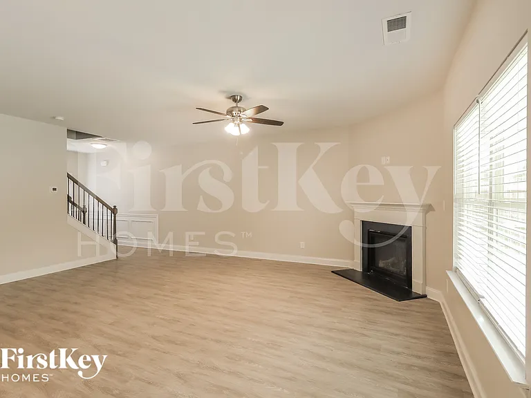 22 Celtic Ct — Photo 3