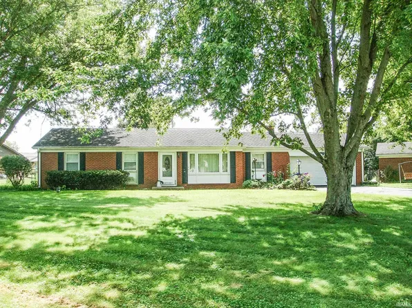 1900 Stoneview Dr, Kokomo, IN 46902