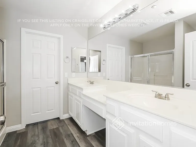 4794 Hampstead Heath Ct — Photo 10
