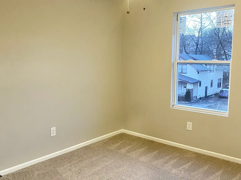 4033 Flora Ave — Photo 23