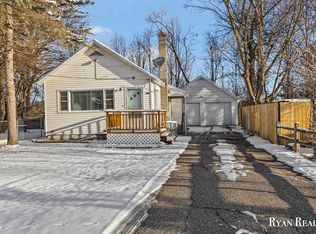 315 Dana St NW, Comstock Park, MI 49321