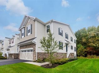 49 Nelson Dr #49, Cranbury, NJ 08512