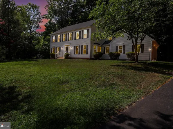 3012 Jenny Ln, Woodbridge, VA 22192