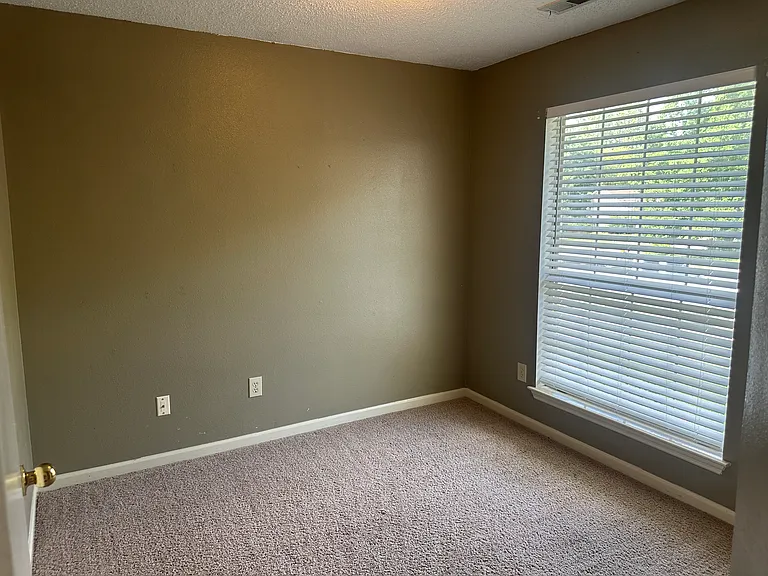 124 River Oaks Dr — Photo 18