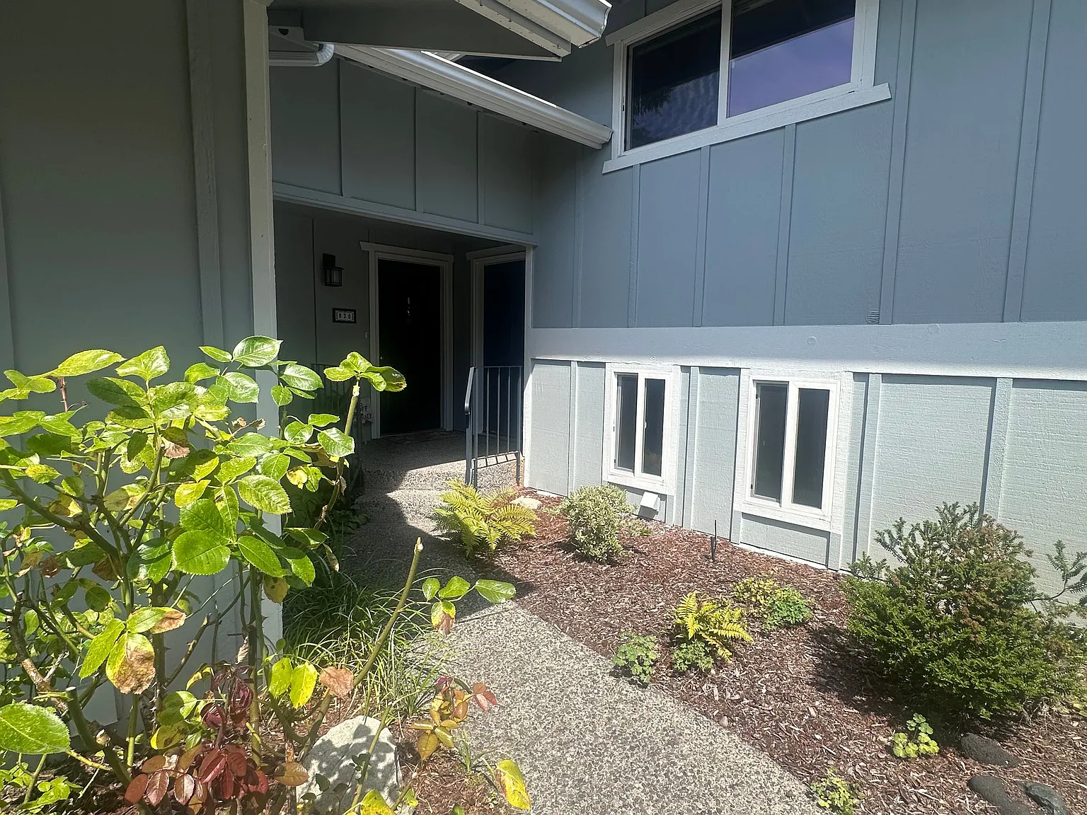2 bed, 1.5 bath, 1211 sqft, $2,500 — Photo 3