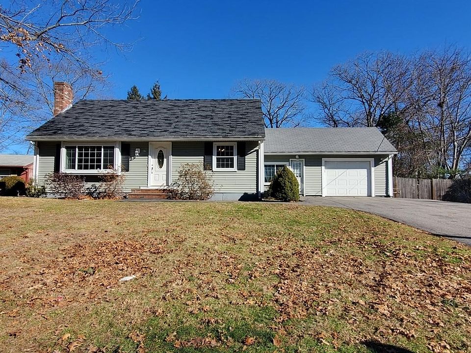 27 Upton St, Brockton, MA 02302 Zillow