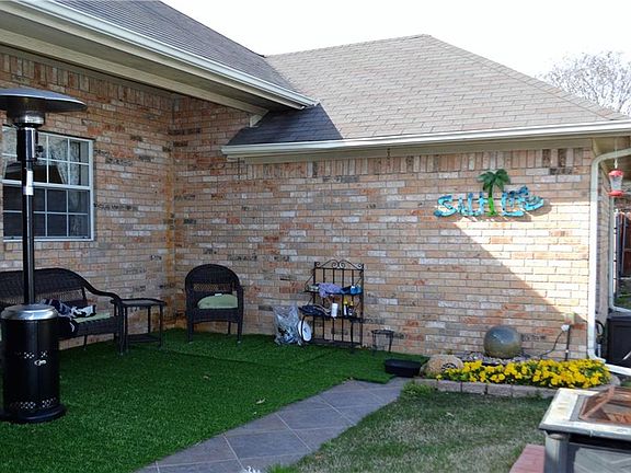 3rd image of 10507 Woodland Dr