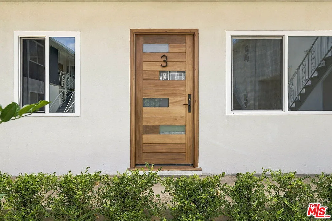 1 bed, 1.0 bath, $2,585 — Photo 4