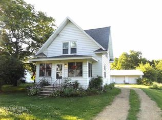 716 County Road B, Cambridge, WI 53523