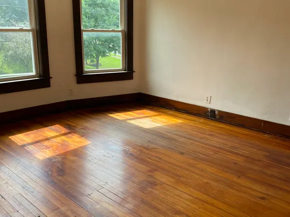 132 Cherry St, Archbald, PA 18403