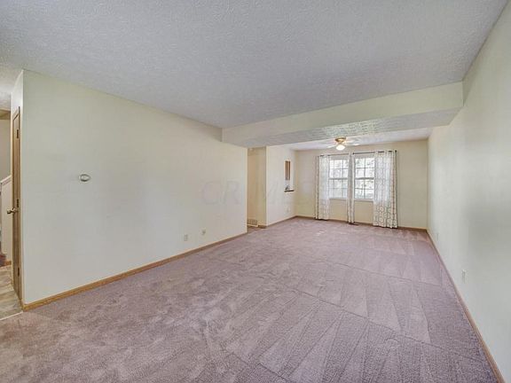 05 Living rm