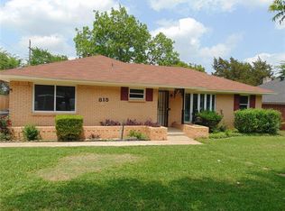 815 Oak Forest Dr, Dallas, TX 75232