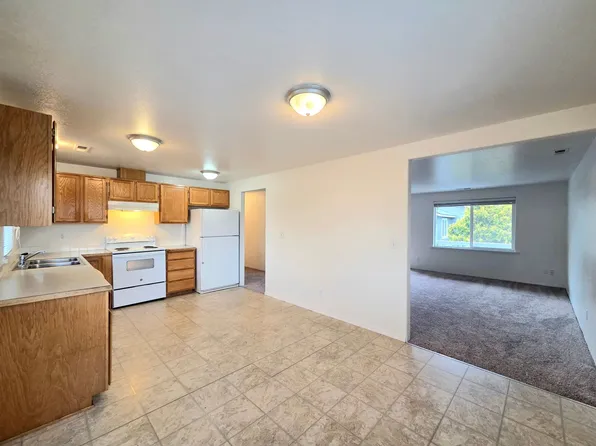 1409 Maple St. Duplex, 1409 Maple St #2, Wenatchee, WA 98801