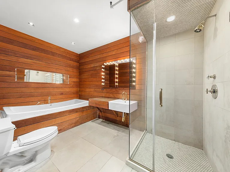 191 Chrystie St #4R — Photo 7