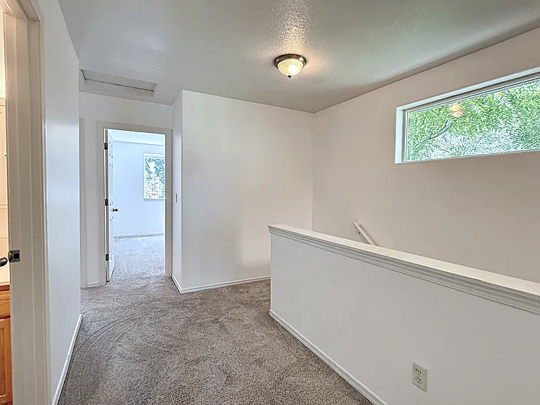 8807 N Tyndall Ave — Photo 28