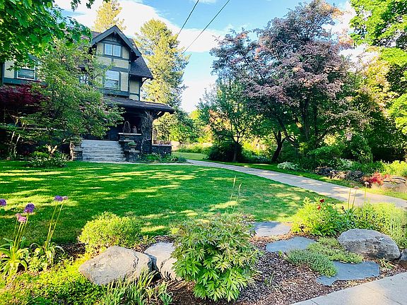 Street View Spring