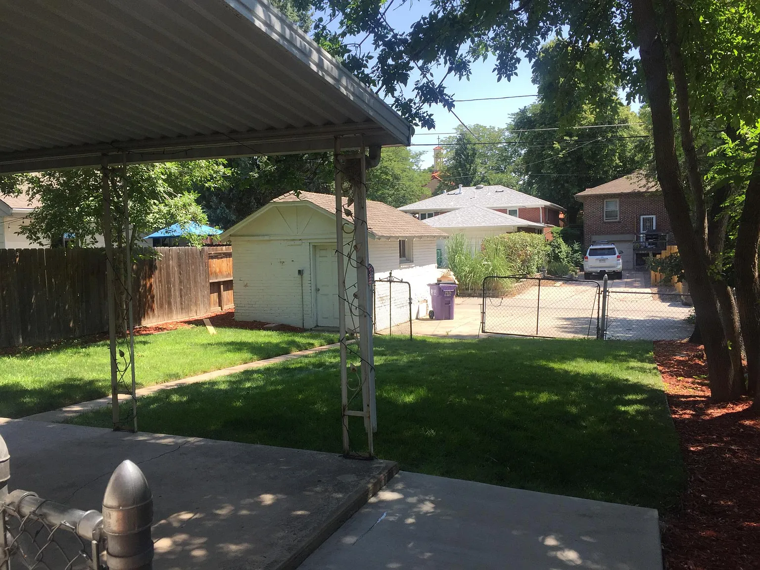 4 bed, 2000 sqft, $3,100 — Photo 2