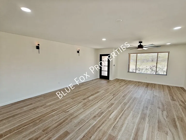 5440 W Placita De La Promesa — Photo 5