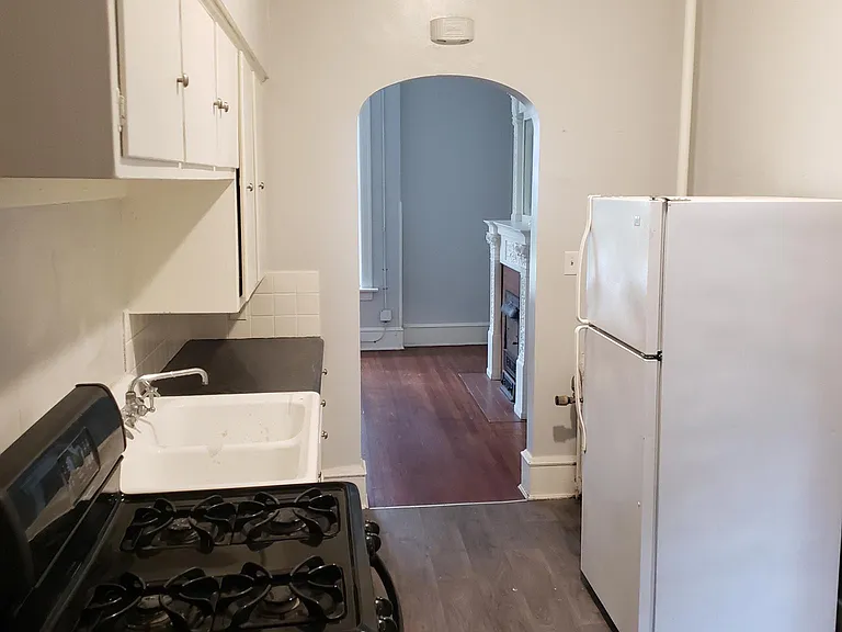 1224 N Main St #2 — Photo 4