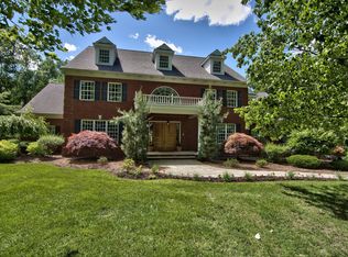 1309 Elkview Dr, Clarks Summit, PA 18411