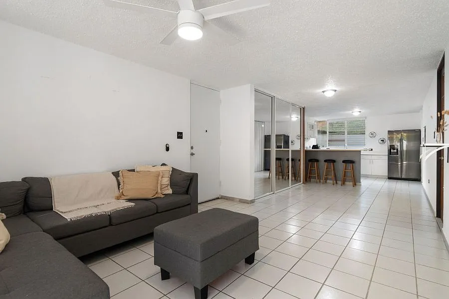 3 bed, 2.0 bath, 1500 sqft, $1,900 — Photo 3