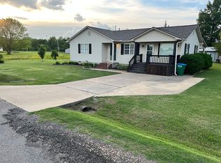 279 Sheeley St, Steele, MO 63877