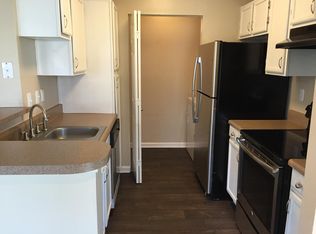 4016 Grand Manor Ct APT 206, Raleigh, NC 27612