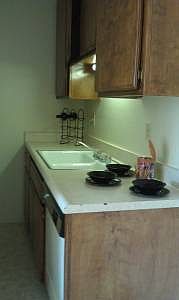 2nd image of 716 Espee St APT 21