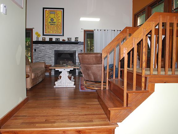 5th image of 50 Lake Pleasant Dr