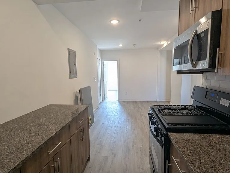 6612 Rising Sun Ave — Photo 12