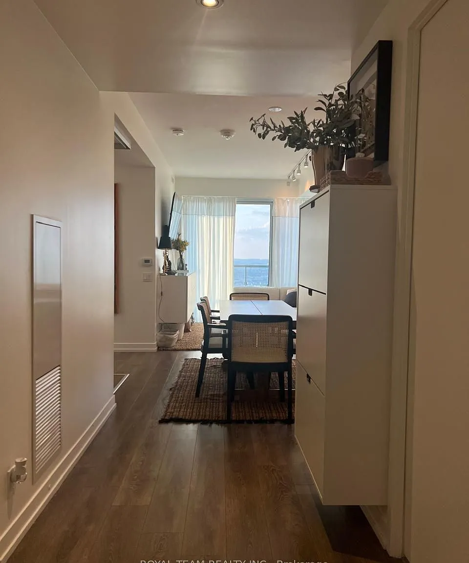 1 bed, $1,000 — Photo 4