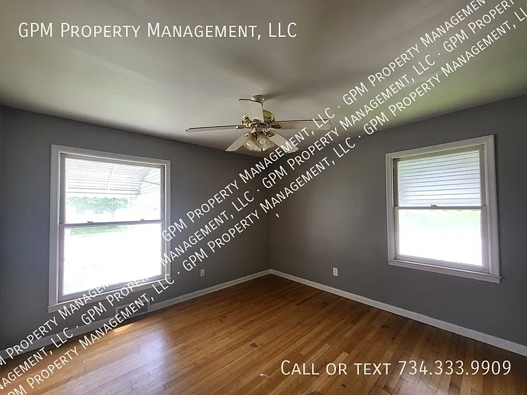 15305 Evergreen Ave — Photo 5