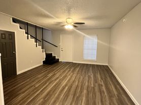 Alamo Apartments