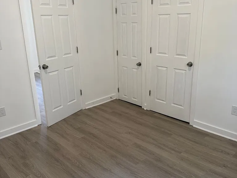 212 Abbey Ln — Photo 17