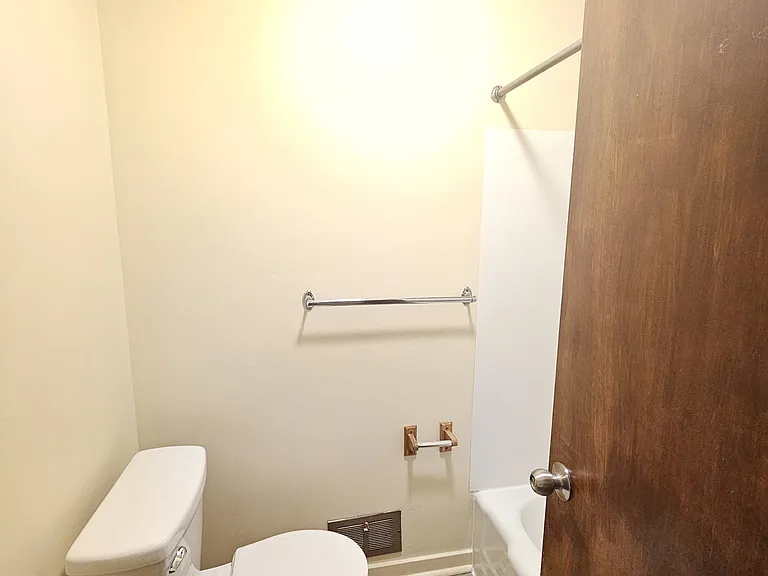 20 Sankey Ave — Photo 6
