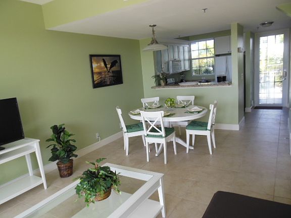 4th image of 511 Bahia Beach Blvd