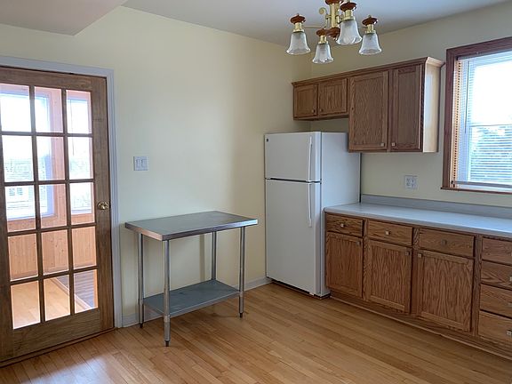 5th image of 5339 W Sunnyside Ave #3