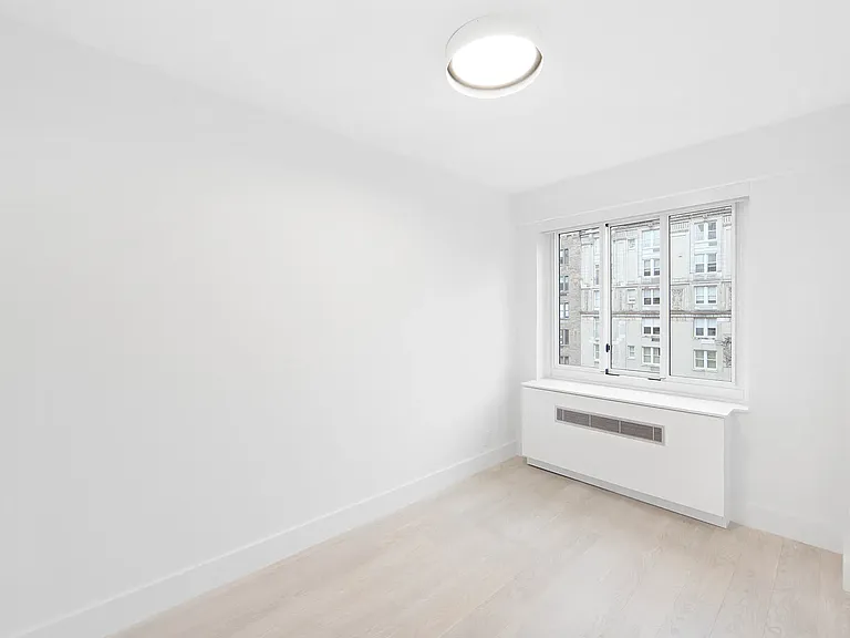 920 Park Ave #12B — Photo 14
