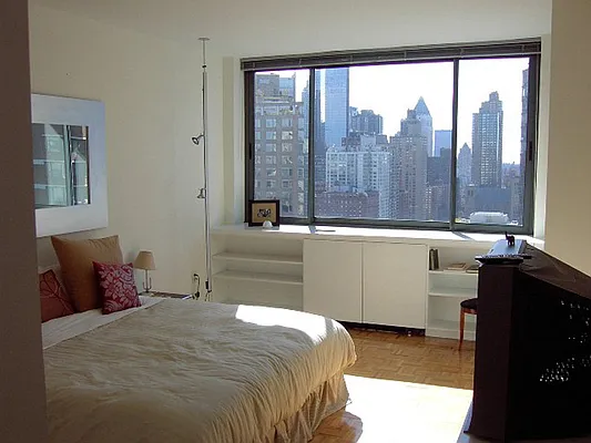 Sold by Sotheby's International Realty | media 14