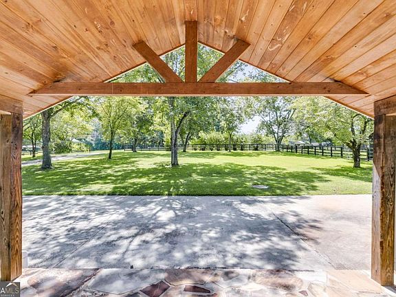 4th image of 2492 Oak Grove Church Rd